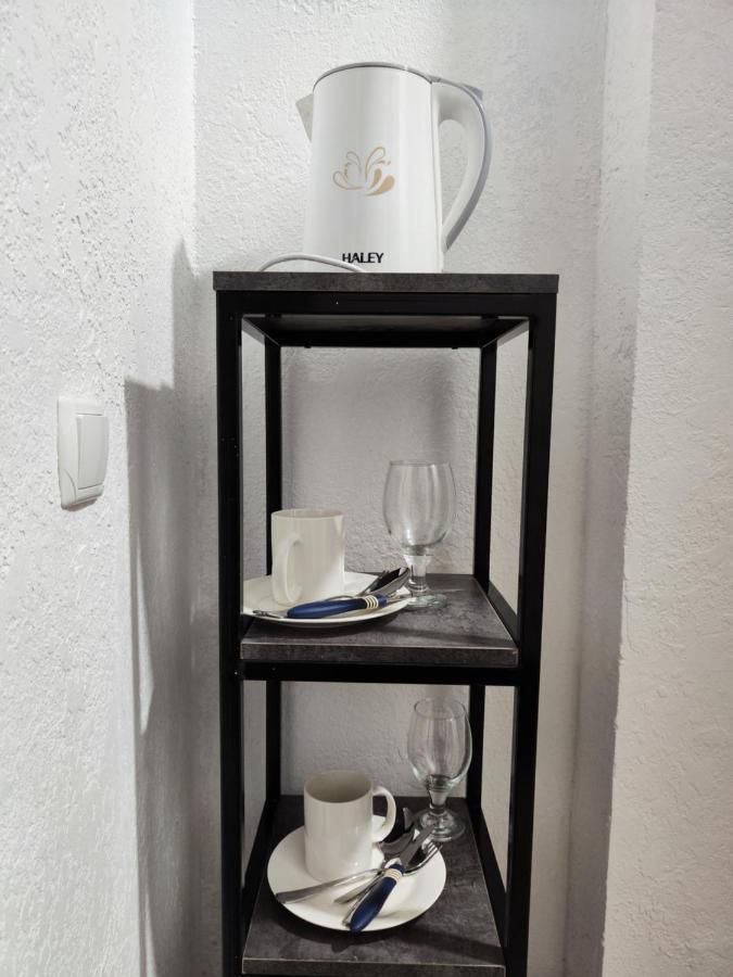 Nomad Inn Biszkek Zewnętrze zdjęcie