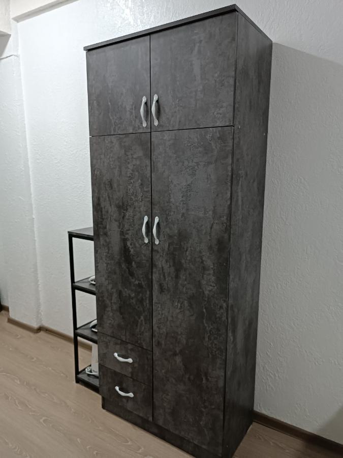 Nomad Inn Biszkek Zewnętrze zdjęcie