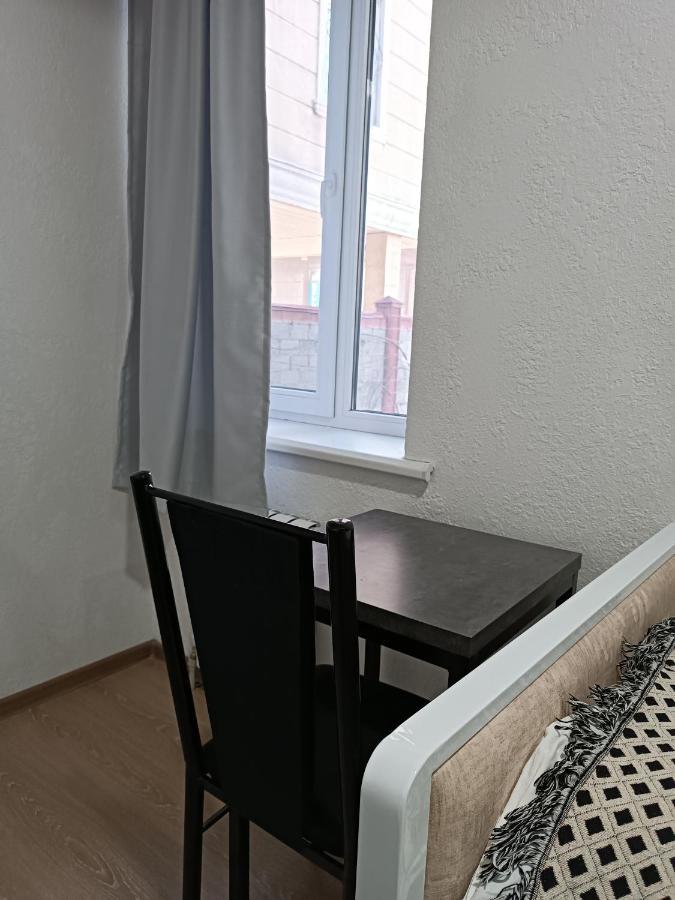 Nomad Inn Biszkek Zewnętrze zdjęcie