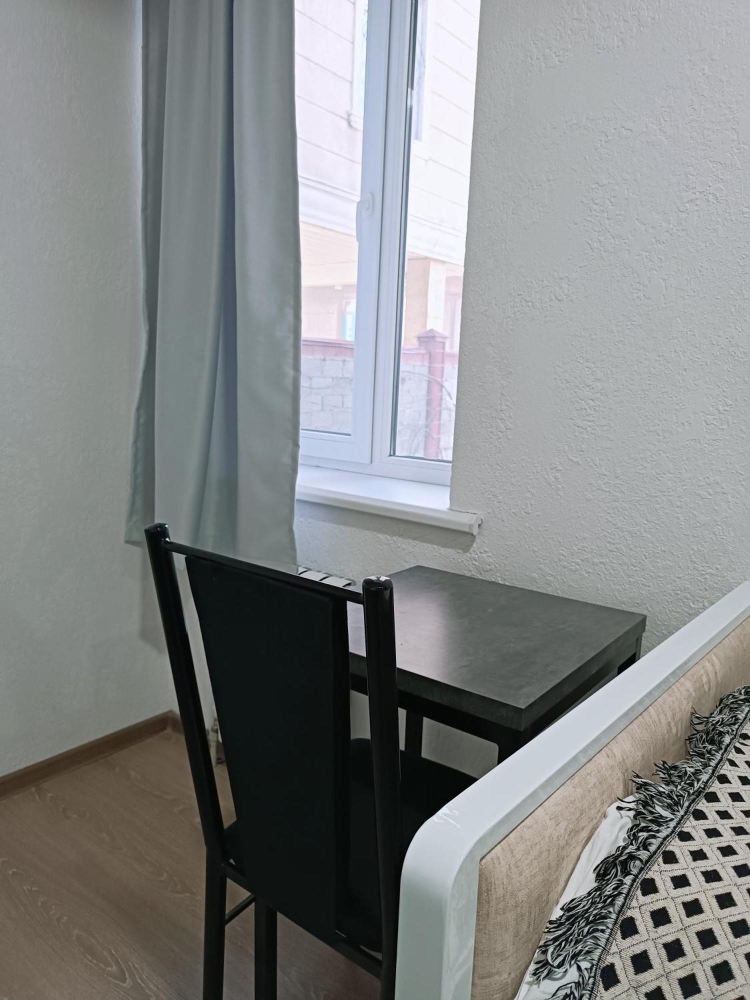 Nomad Inn Biszkek Zewnętrze zdjęcie